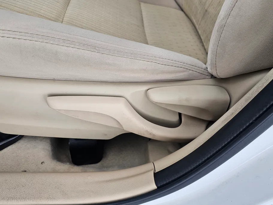 2021 Toyota Yaris  Y 