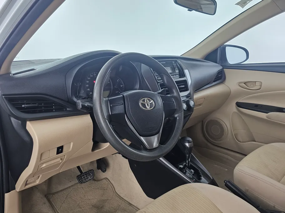 2021 Toyota Yaris  Y 