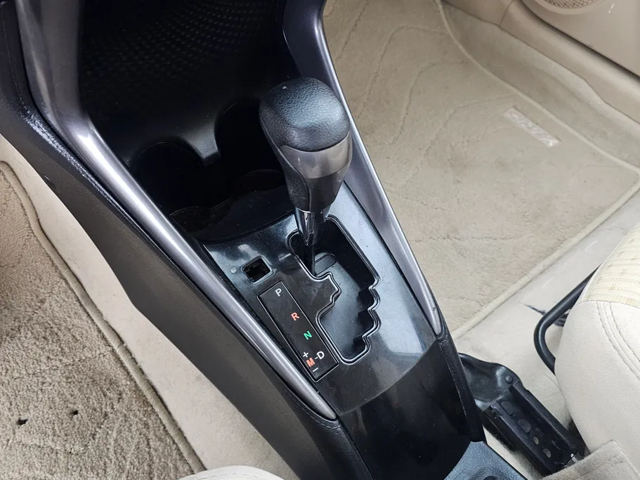 2021 Toyota Yaris  Y 