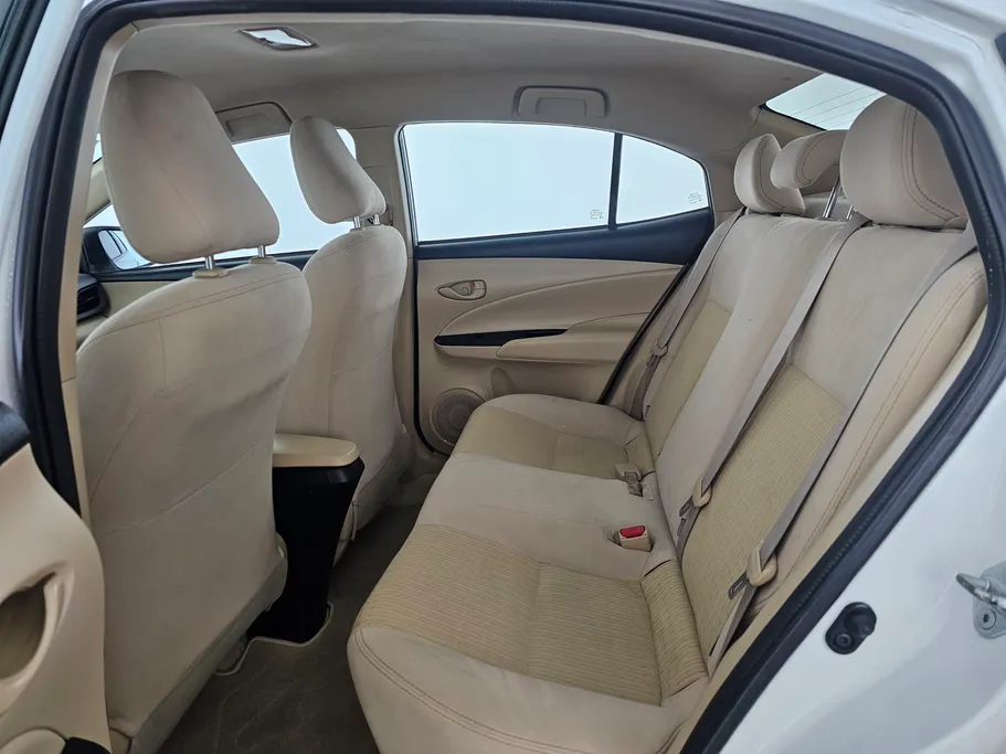 2021 Toyota Yaris  Y 