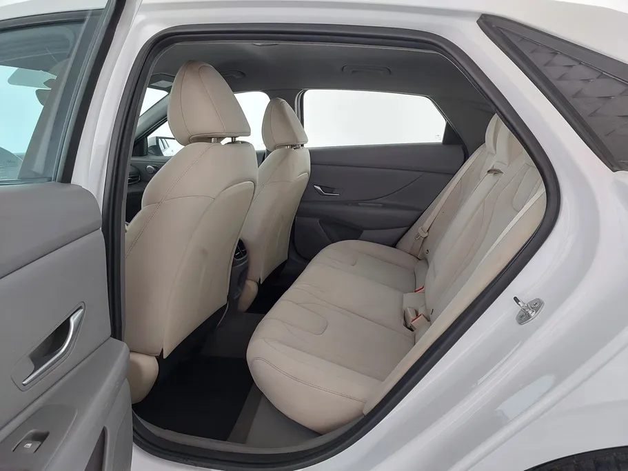 2024 Hyundai Elantra Fleet 