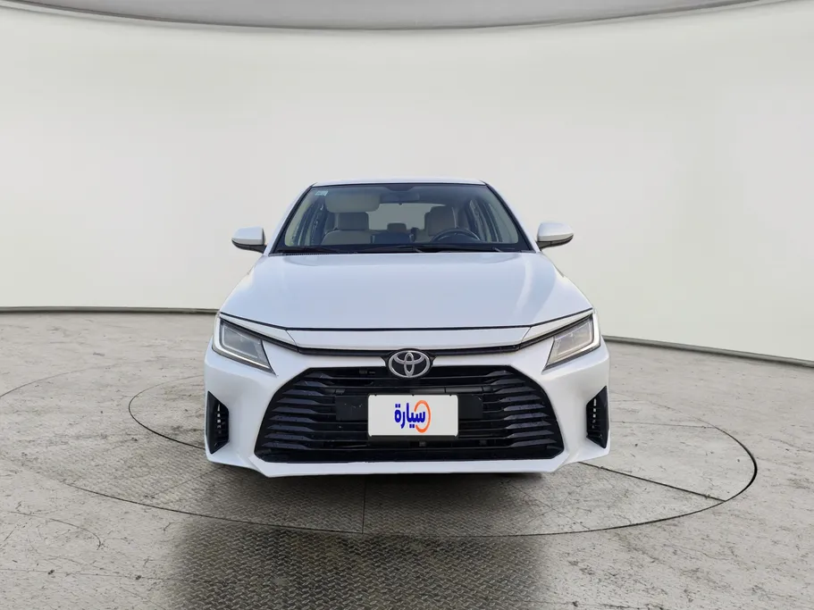 2023 Toyota Yaris  Y 