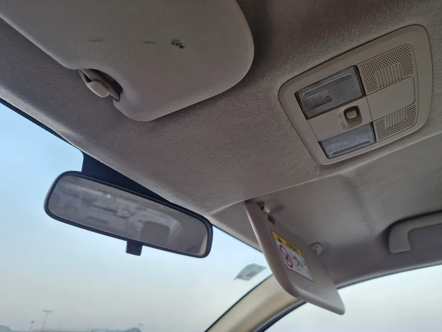 2023 Toyota Yaris  Y 