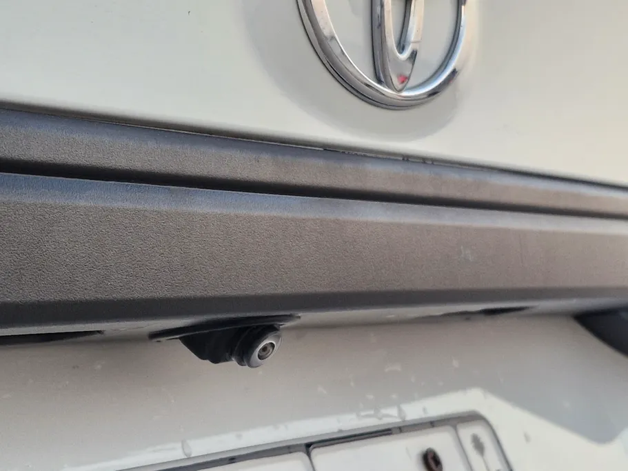 2023 Toyota Yaris  Y 