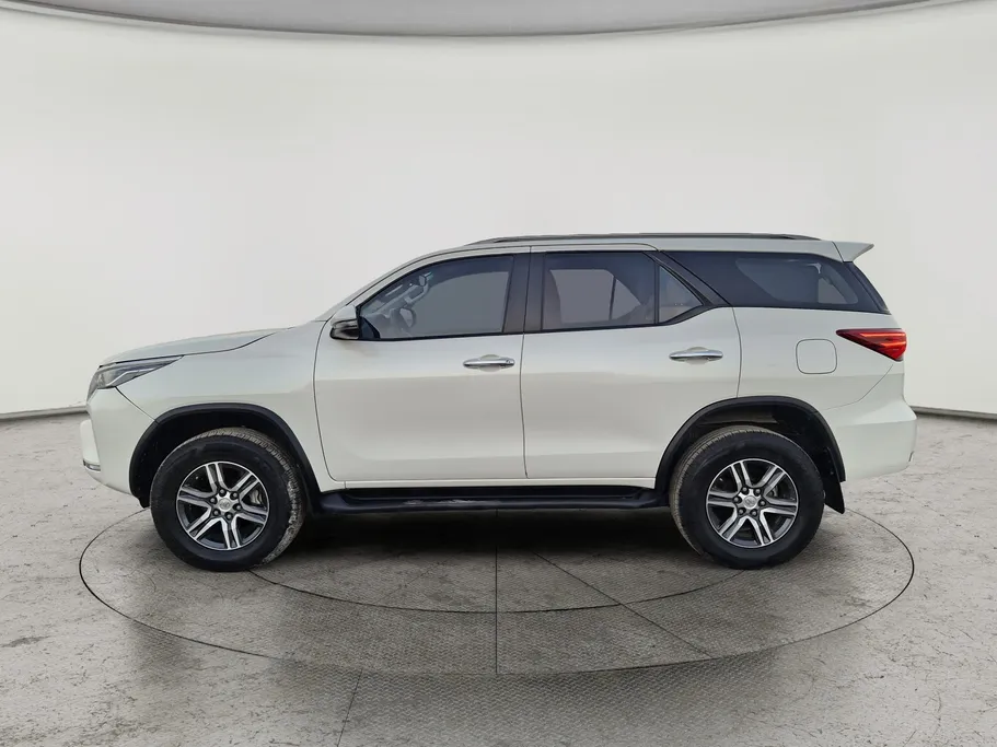 2021 Toyota Fortuner GX 