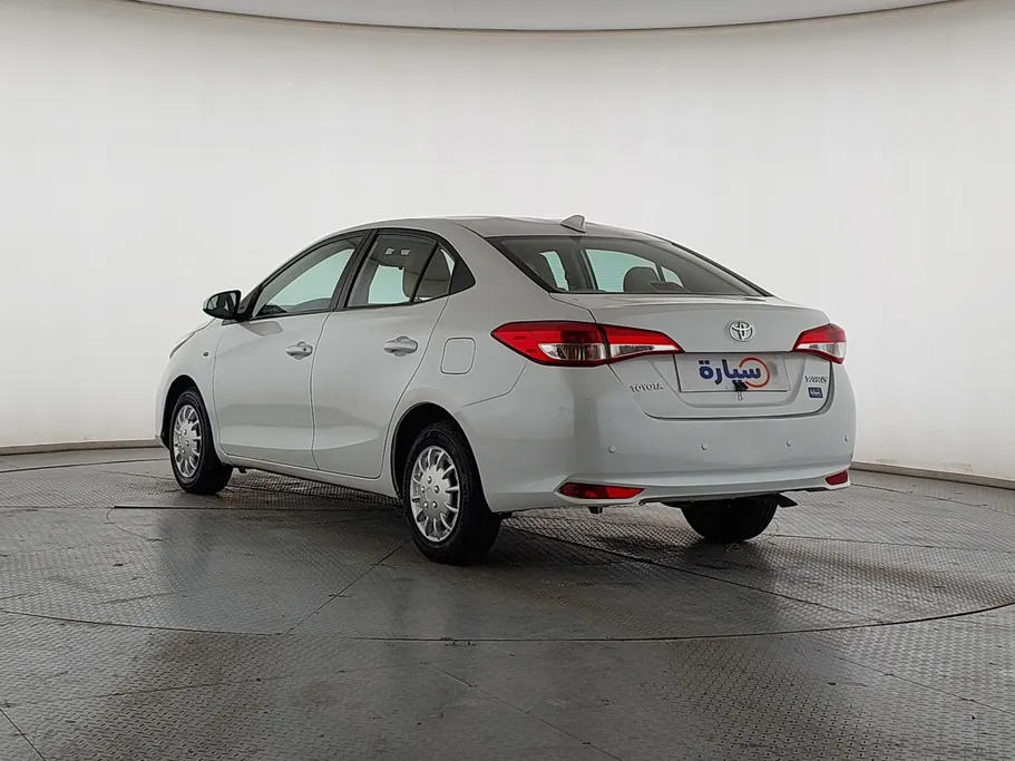 2021 Toyota Yaris  STD 