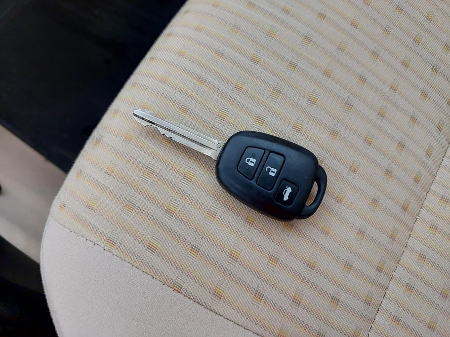 2021 Toyota Yaris  STD 