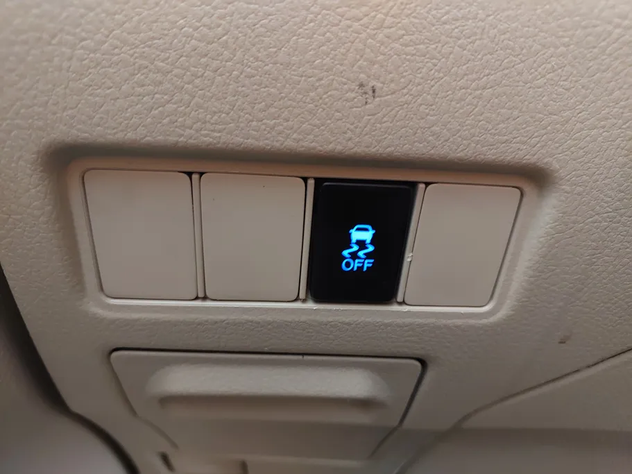 2021 Toyota Yaris  STD 