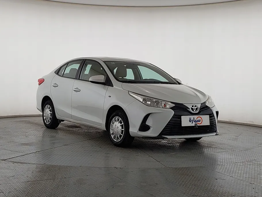 2021 Toyota Yaris  STD 
