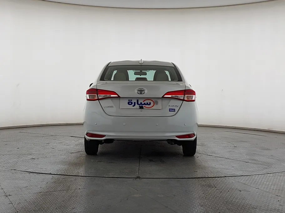 2021 Toyota Yaris  STD 