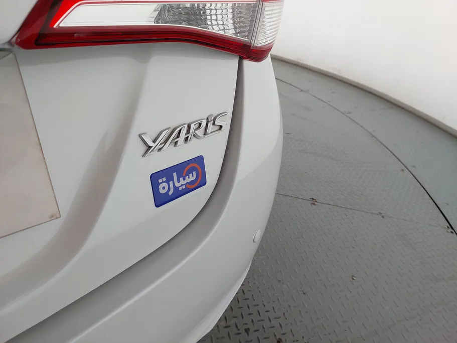 2021 Toyota Yaris  STD 