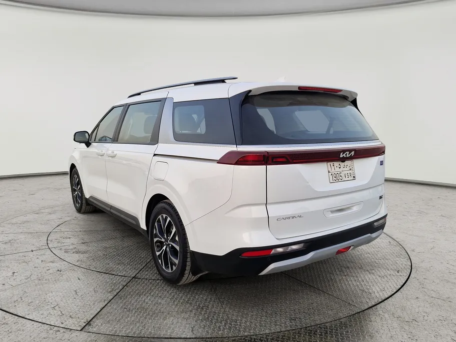 كيا كرنفال LX 2023 