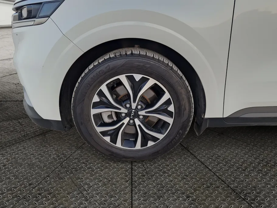 كيا كرنفال LX 2023 