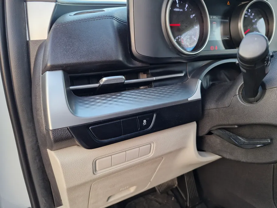 كيا كرنفال LX 2023 