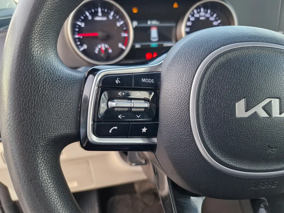 كيا كرنفال LX 2023 