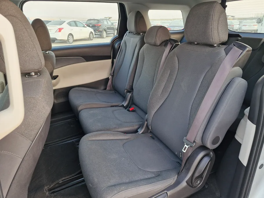 كيا كرنفال LX 2023 