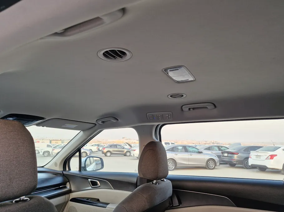 كيا كرنفال LX 2023 