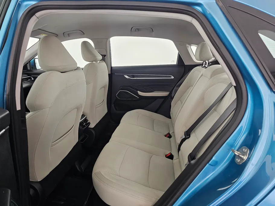 جيلي امجراند GS 2023 