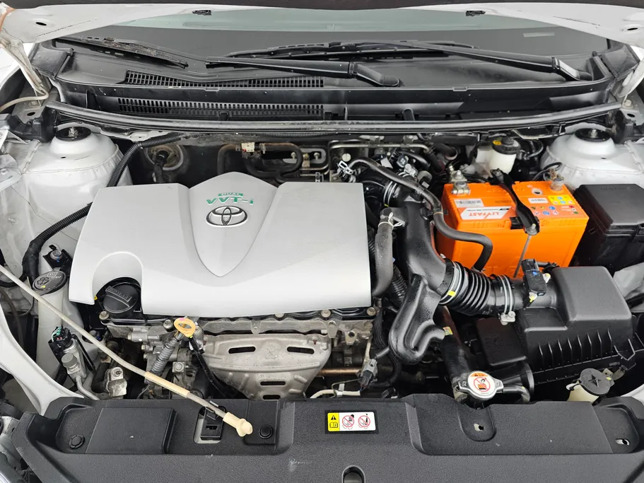 2021 Toyota Yaris  Y 