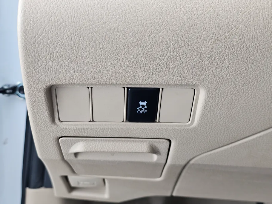 2021 Toyota Yaris  Y 