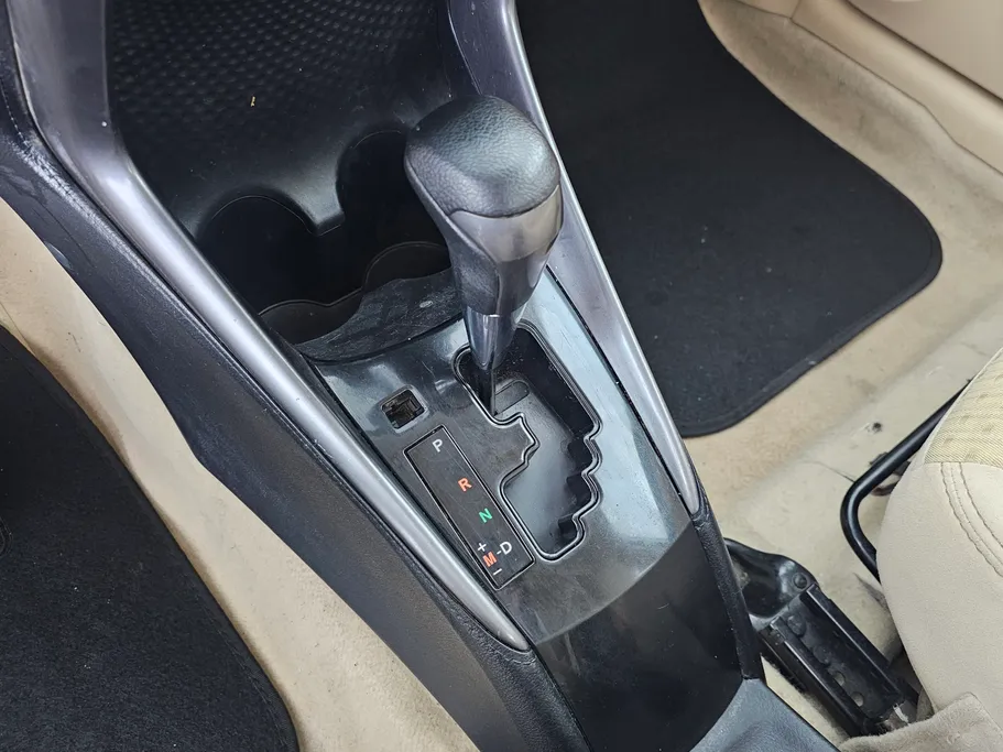 2021 Toyota Yaris  Y 