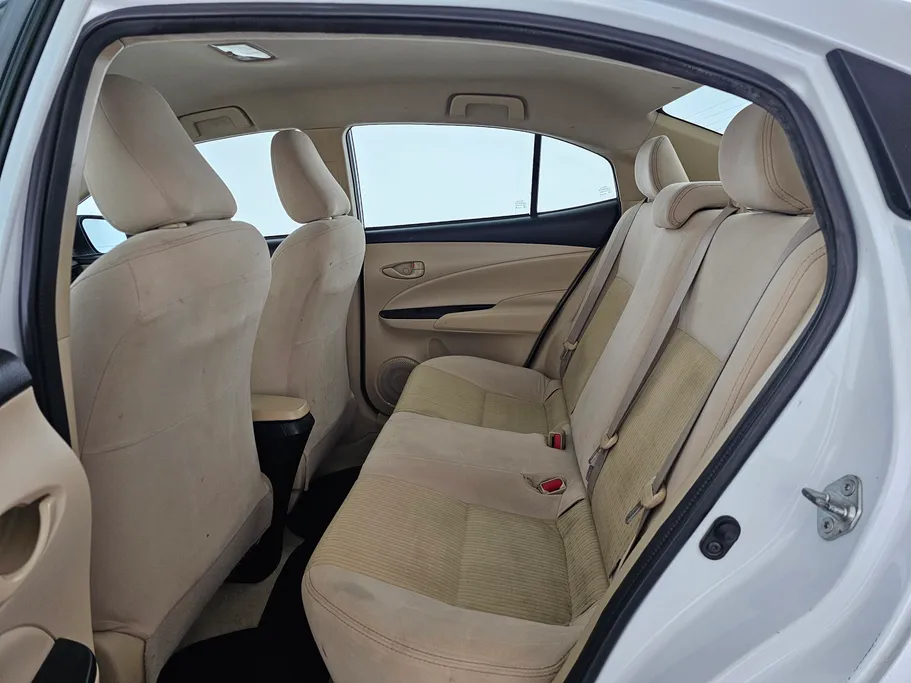 2021 Toyota Yaris  Y 