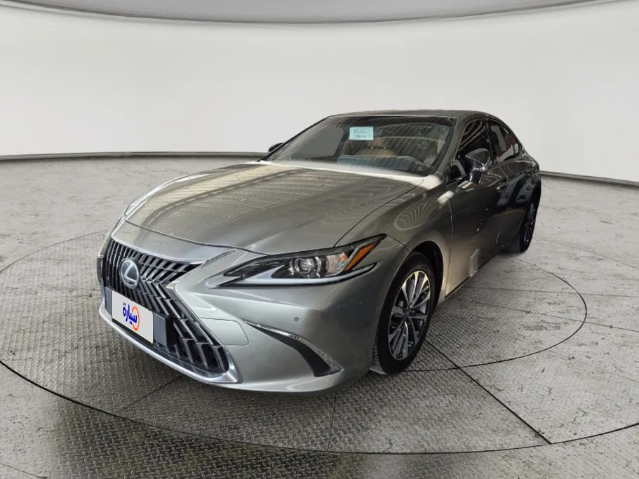 2024 Lexus ES 250 BB 