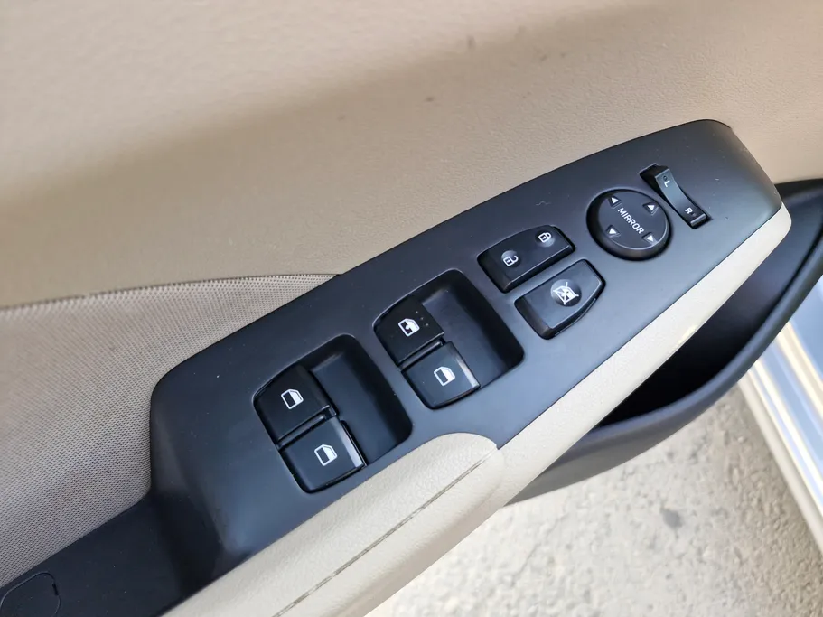 هيونداي اكسنت سمارت 2023 