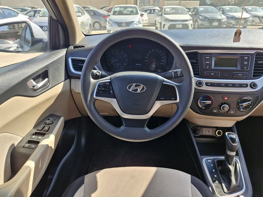 هيونداي اكسنت سمارت 2023 