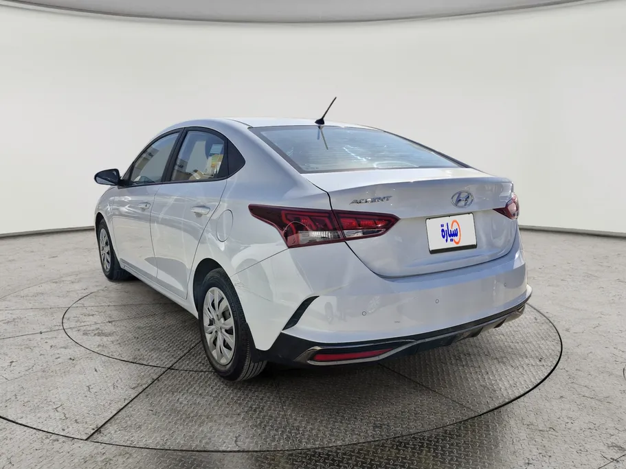 هيونداي اكسنت سمارت 2023 