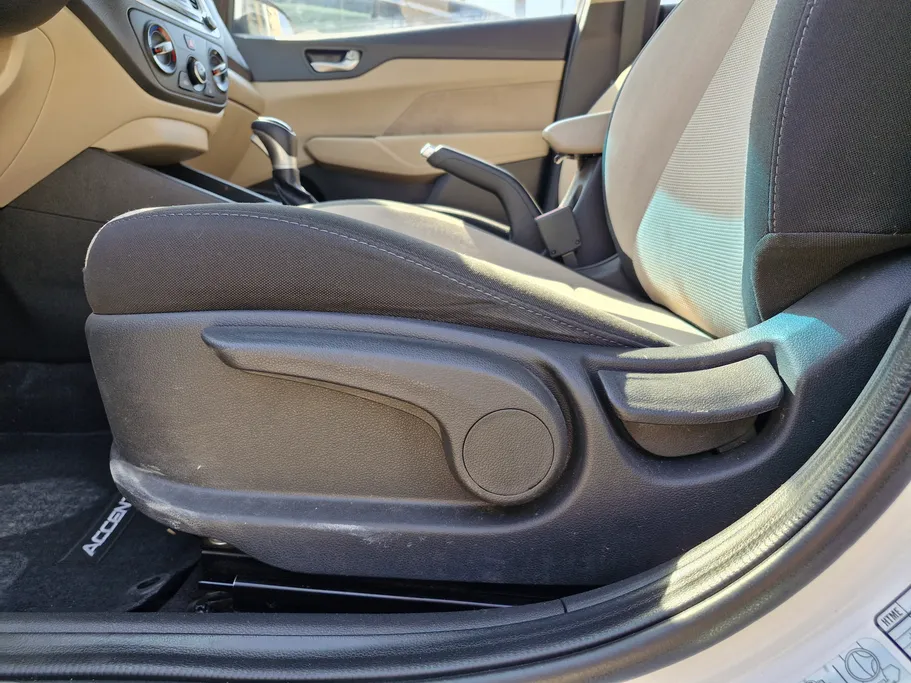 هيونداي اكسنت سمارت 2023 