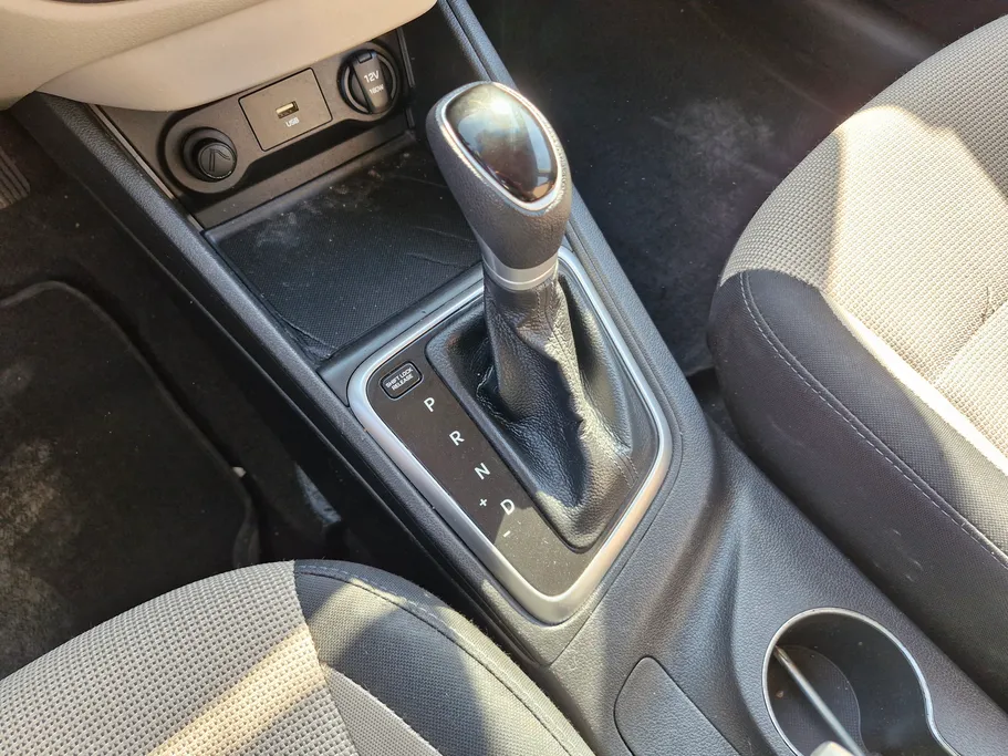 هيونداي اكسنت سمارت 2023 