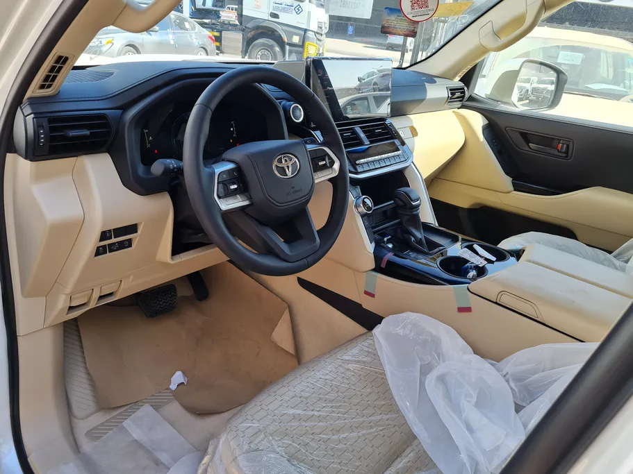 تويوتا لاندكروزر GXR2 2026 