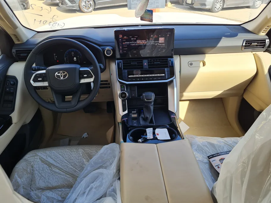 تويوتا لاندكروزر GXR2 2026 