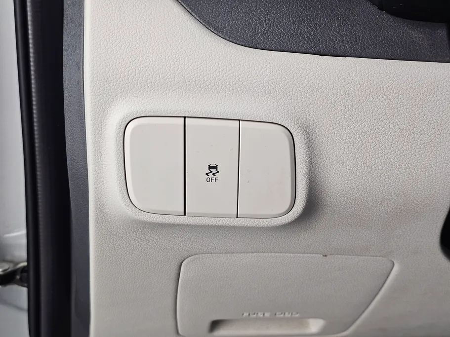 هيونداي Grand i10 فلييت 2024 