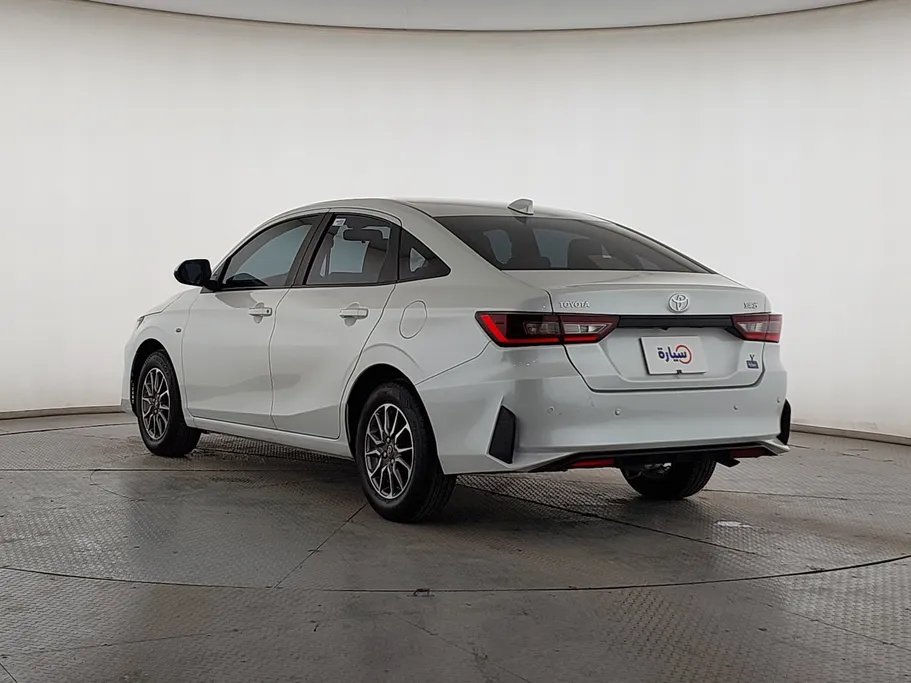 2024 Toyota Yaris  Y 