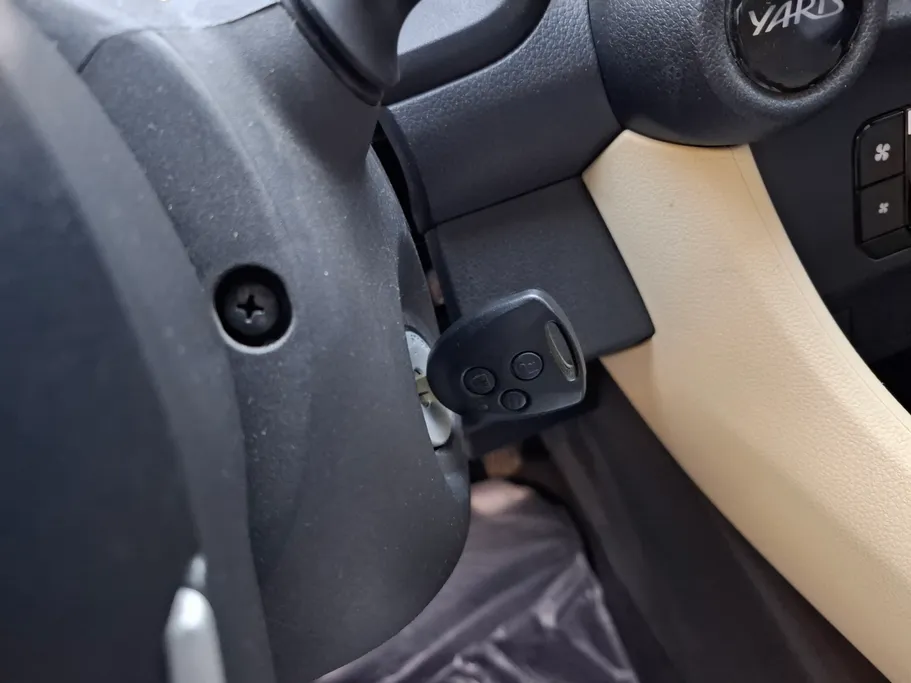 2024 Toyota Yaris  Y 