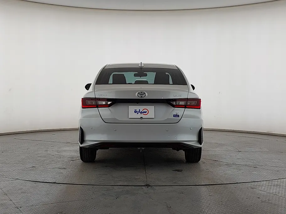 2024 Toyota Yaris  Y 