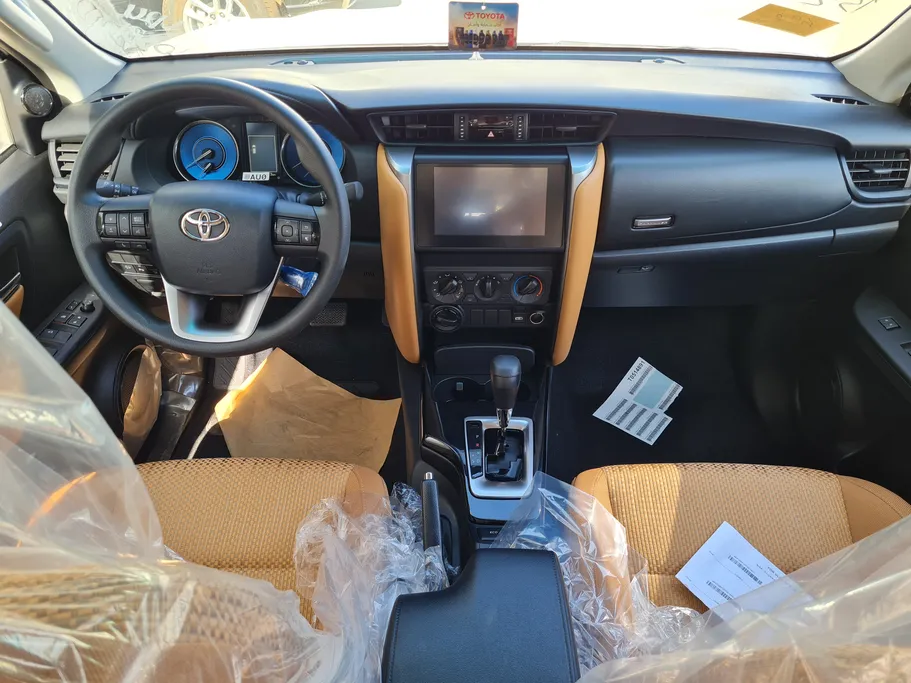 تويوتا فورتشنر GX2 4x4 Diesel 2026 