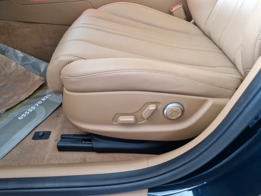 2025 Genesis G80 PRESTIGE 