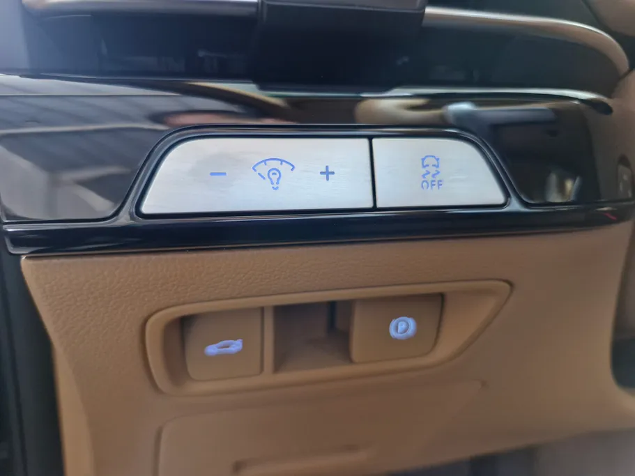 2025 Genesis G80 PRESTIGE 