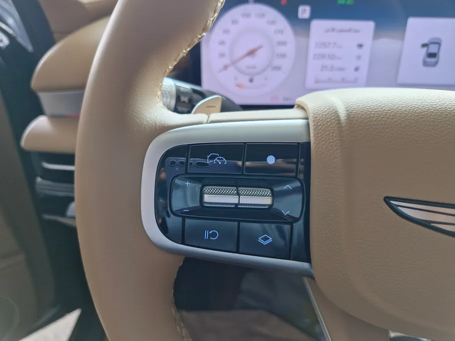 2025 Genesis G80 PRESTIGE 