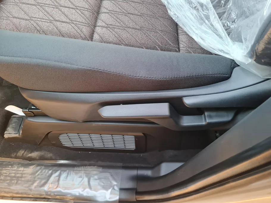 2026 Toyota Innova GL HEV 