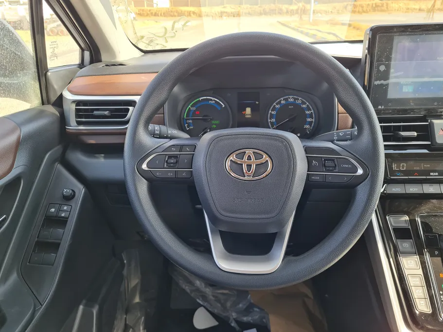 2026 Toyota Innova GL HEV 