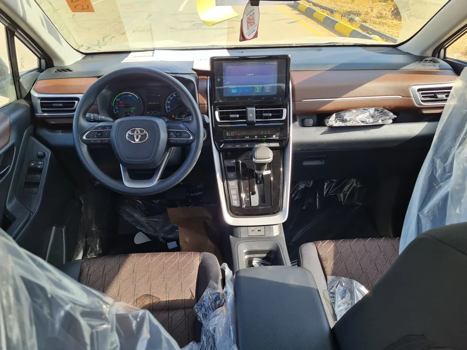 2026 Toyota Innova GL HEV 