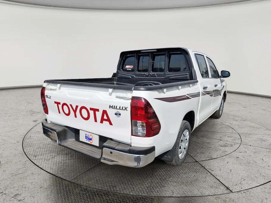 2025 Toyota Hilux GLX 