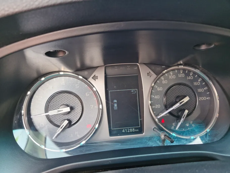 2025 Toyota Hilux GLX 