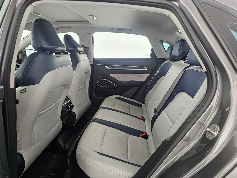 جيلي امجراند GF 2023 