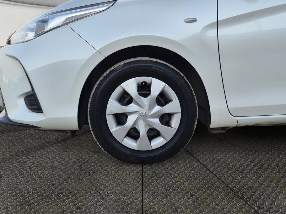 تويوتا يارس Y 2022 