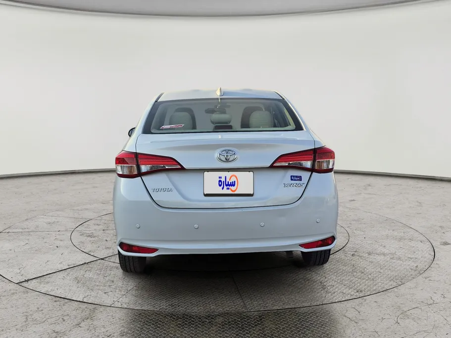 تويوتا يارس Y 2022 